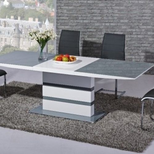 Black Gloss Extending Dining Tables (Photo 1 of 20)
