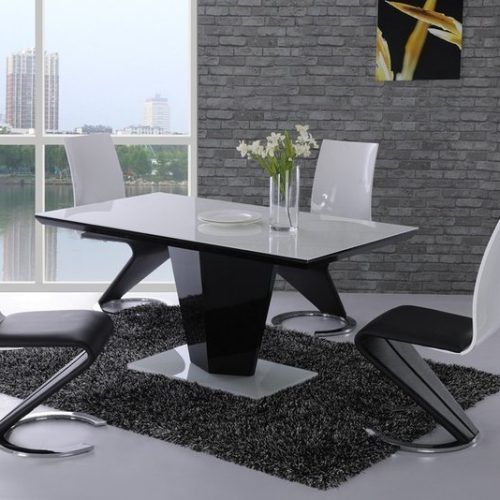Hi Gloss Dining Tables Sets (Photo 8 of 20)
