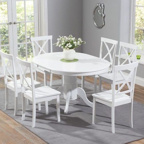 Round Extending Dining Tables Sets (Photo 12 of 20)