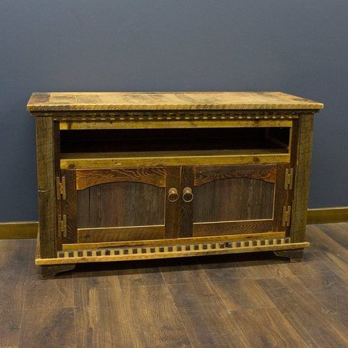 Rustic Country Tv Stands In Weathered Pine Finish (Photo 19 of 20)