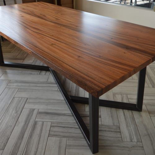 Dining Tables With Metal Legs Wood Top (Photo 19 of 20)