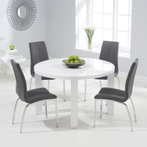 Extendable Round Dining Tables Sets (Photo 5 of 20)
