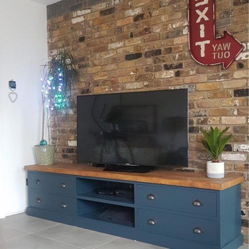 Carbon Extra Wide Tv Unit Stands (Photo 4 of 20)