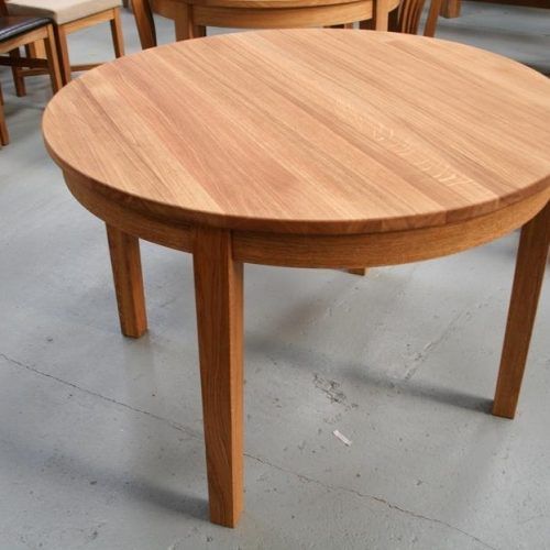 Circular Oak Dining Tables (Photo 1 of 20)