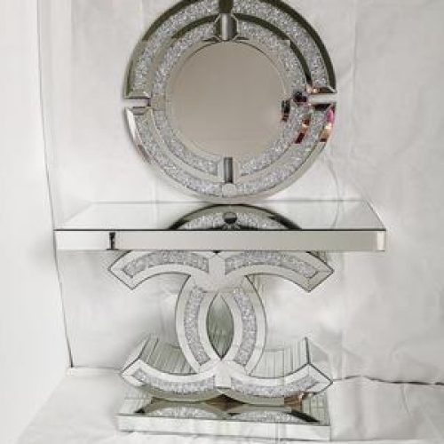 Mirrored Modern Console Tables (Photo 17 of 20)