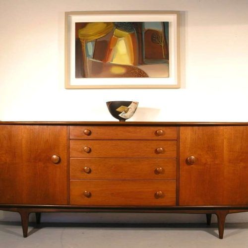 A Younger Sideboards (Photo 3 of 20)