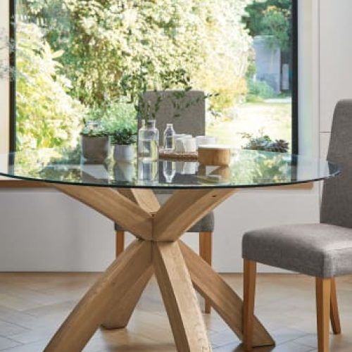 Oak And Glass Dining Tables (Photo 14 of 20)