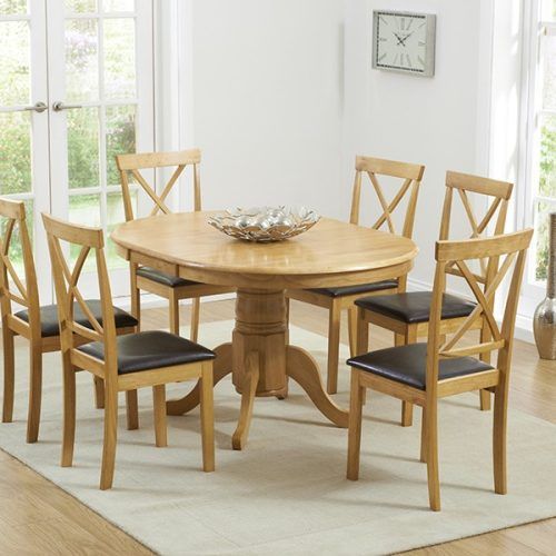 Round Extending Oak Dining Tables And Chairs (Photo 5 of 20)