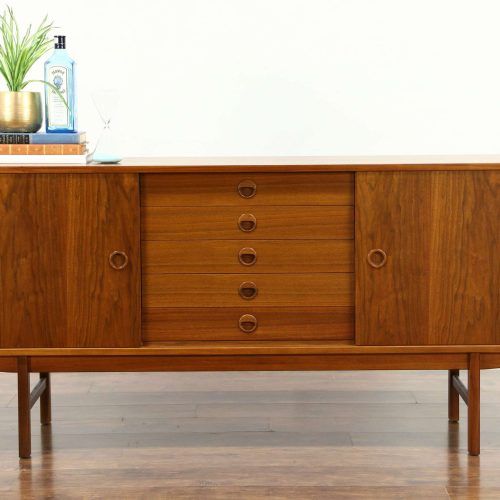 Credenza Sideboards (Photo 2 of 20)