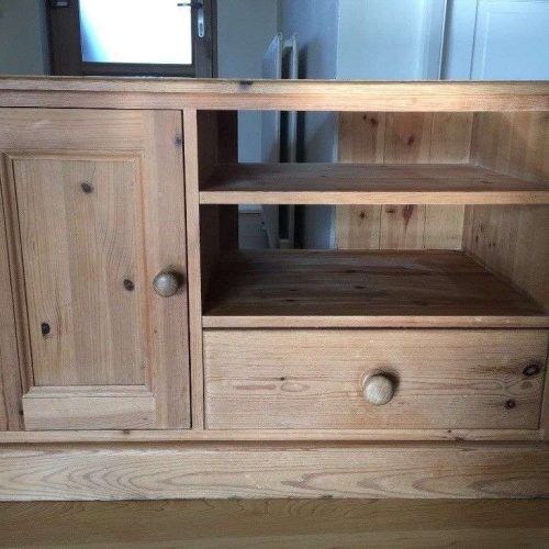Solid Pine Tv Cabinets (Photo 11 of 20)