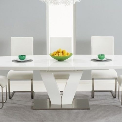 Black Extendable Dining Tables And Chairs (Photo 18 of 20)