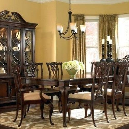 Traditional Dining Tables (Photo 15 of 20)