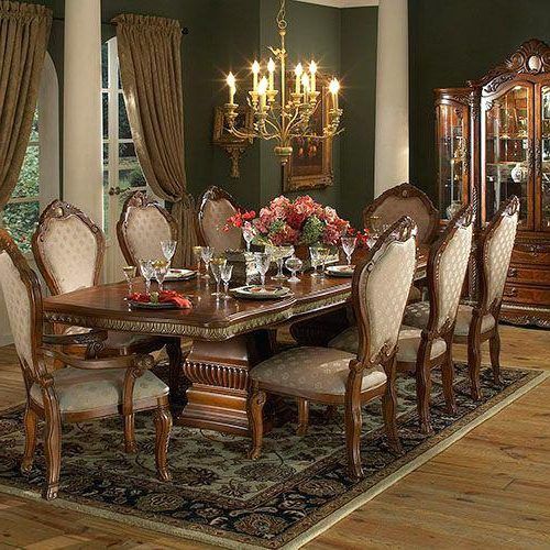 Traditional Dining Tables (Photo 12 of 20)