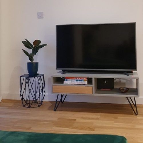 Bromley Oak Tv Stands (Photo 12 of 20)
