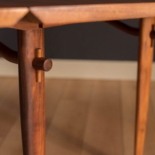 Walnut Tove Dining Tables (Photo 18 of 20)