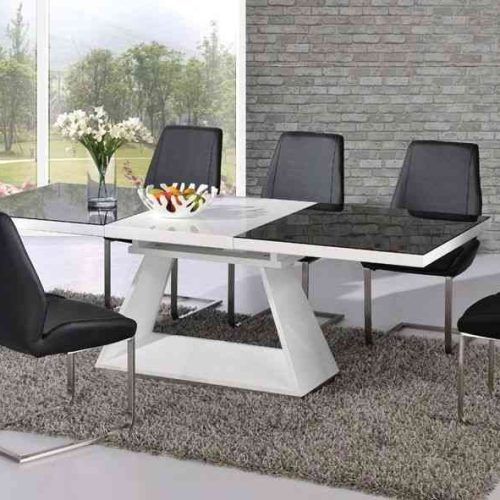 Extendable Dining Tables With 8 Seats (Photo 4 of 20)