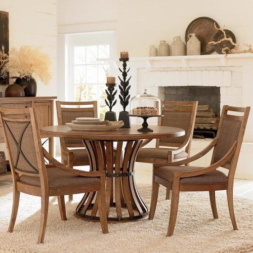 Circular Dining Tables For 4 (Photo 9 of 20)